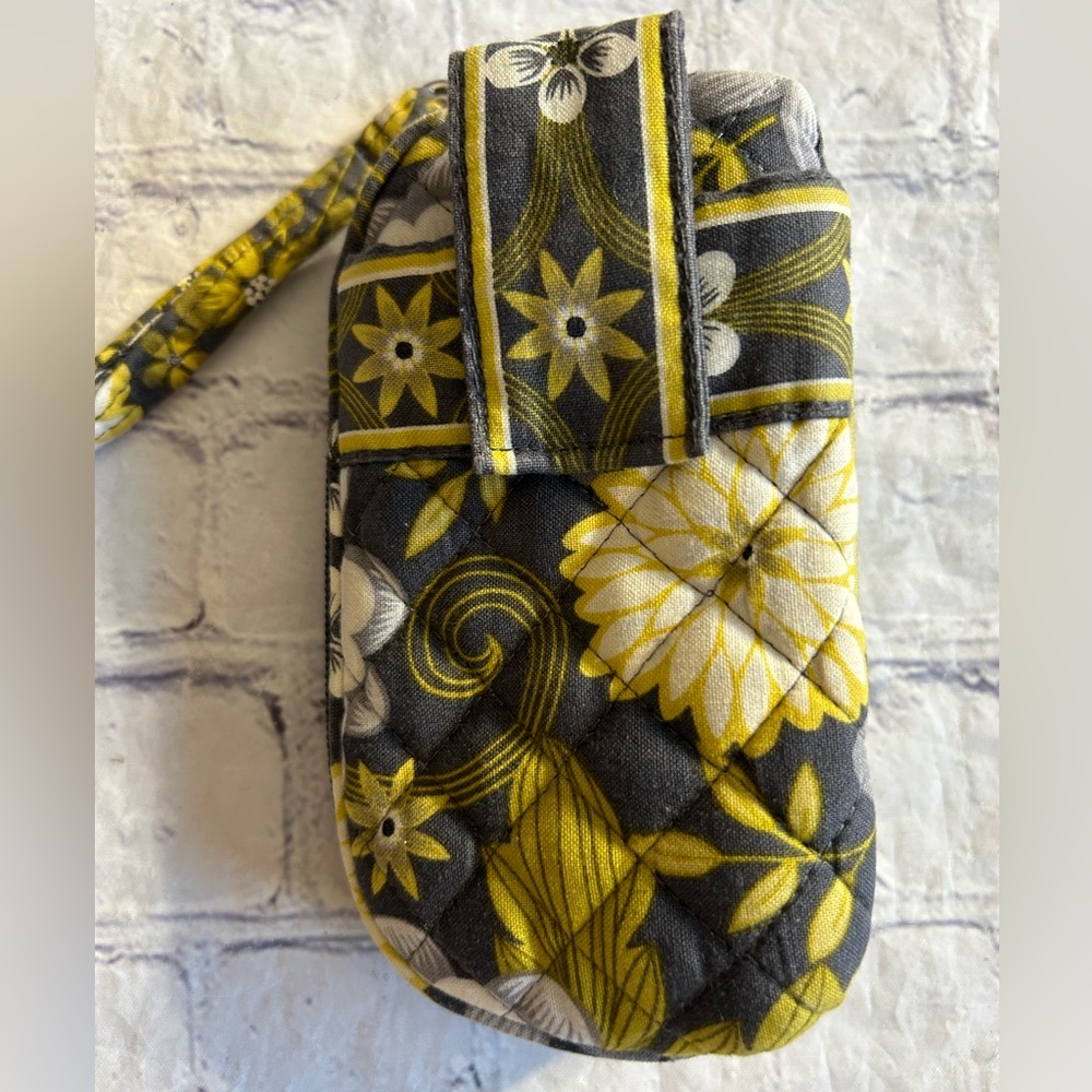 STEPHANIE DAWN GRAY/YELLOW/IVORY QUILTED FLORAL ZIP WRISTLET SMALL POUCH BAG